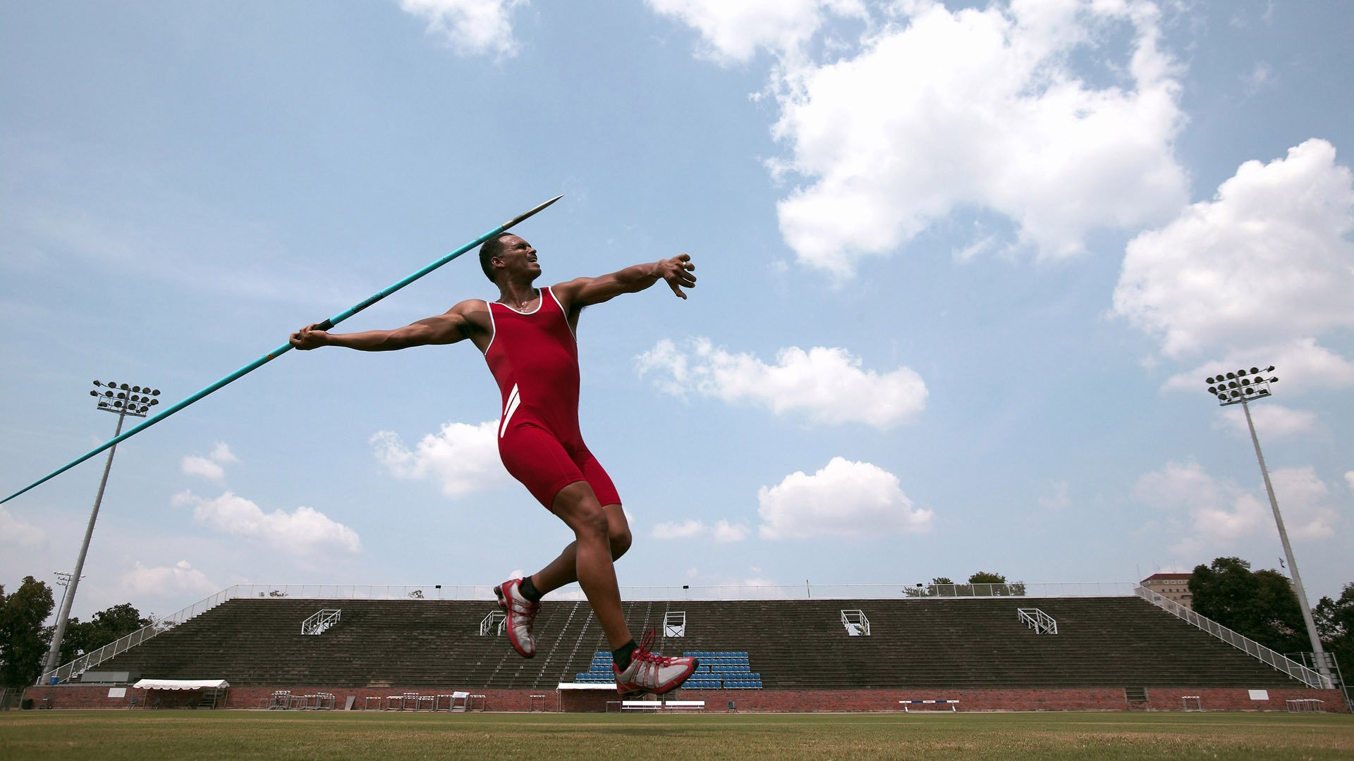 冰雪运动热潮席卷全国,青少年选手闪耀国际赛场