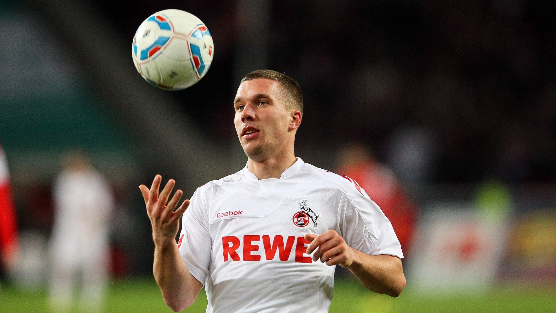 意甲联赛激战正酣,国际米兰紧咬尤文图斯争冠悬念再起